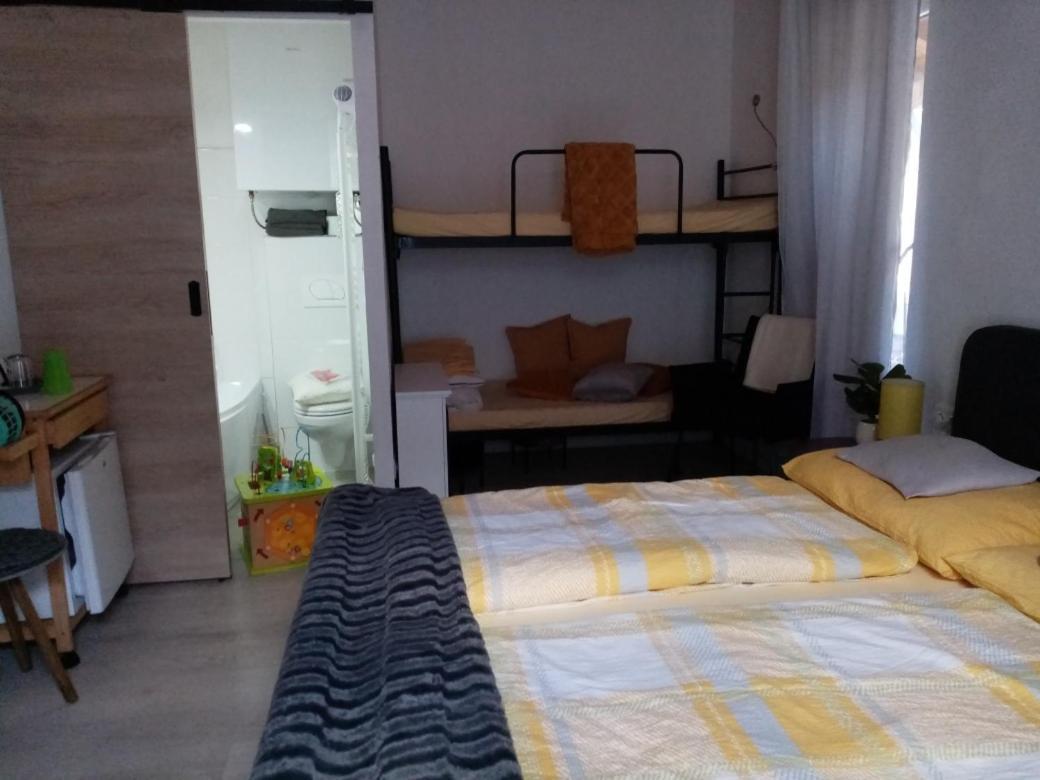 Koszeghegyalja Vendeghaz Hotel Horvatzsidany Ngoại thất bức ảnh