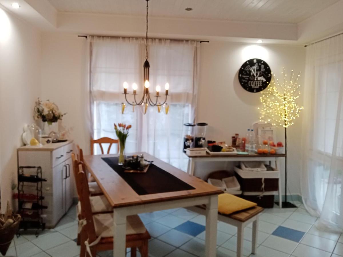 Koszeghegyalja Vendeghaz Hotel Horvatzsidany Ngoại thất bức ảnh